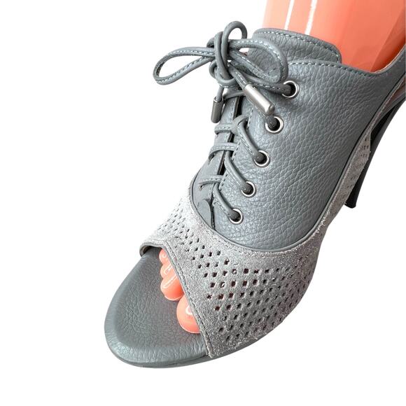 Kenneth Cole New York Perforated Leather Slingback Heels in Gray Women's Sz 7.5M - Picture 6 of 16